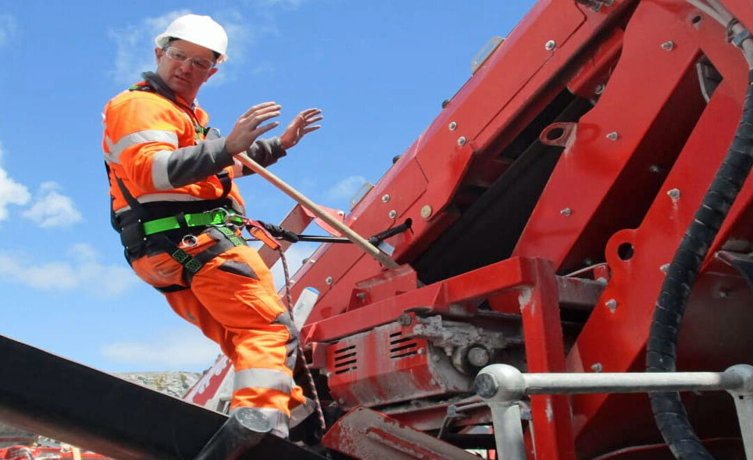 Banner-Working-at-height-on-quarry-crusher-or-screener - Clive Kelly ...